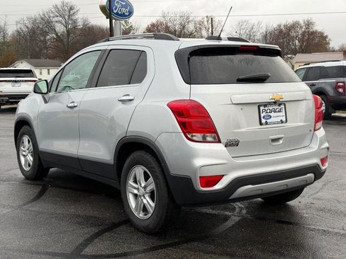 Used 2019 Chevrolet Trax LT w/ LT Convenience Package image 5