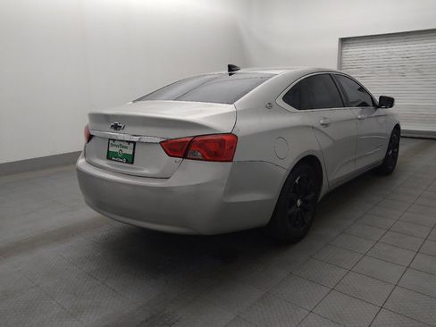 Used 2017 Chevrolet Impala LT image 9