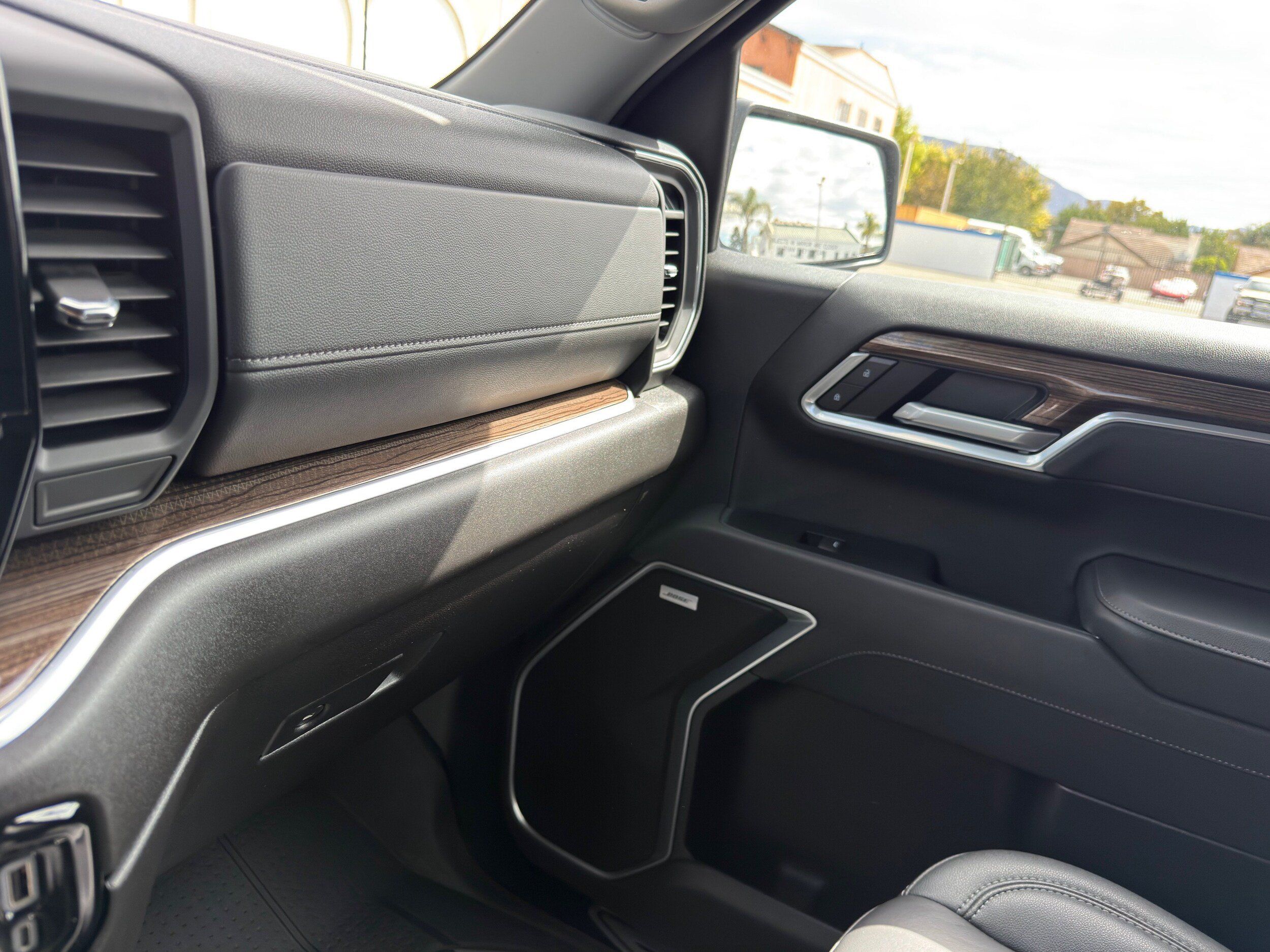 Used 2025 Chevrolet Silverado 1500 RST w/ Convenience Package II RWD image 42