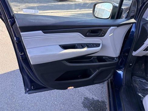 Used 2019 Honda Odyssey Touring image 13