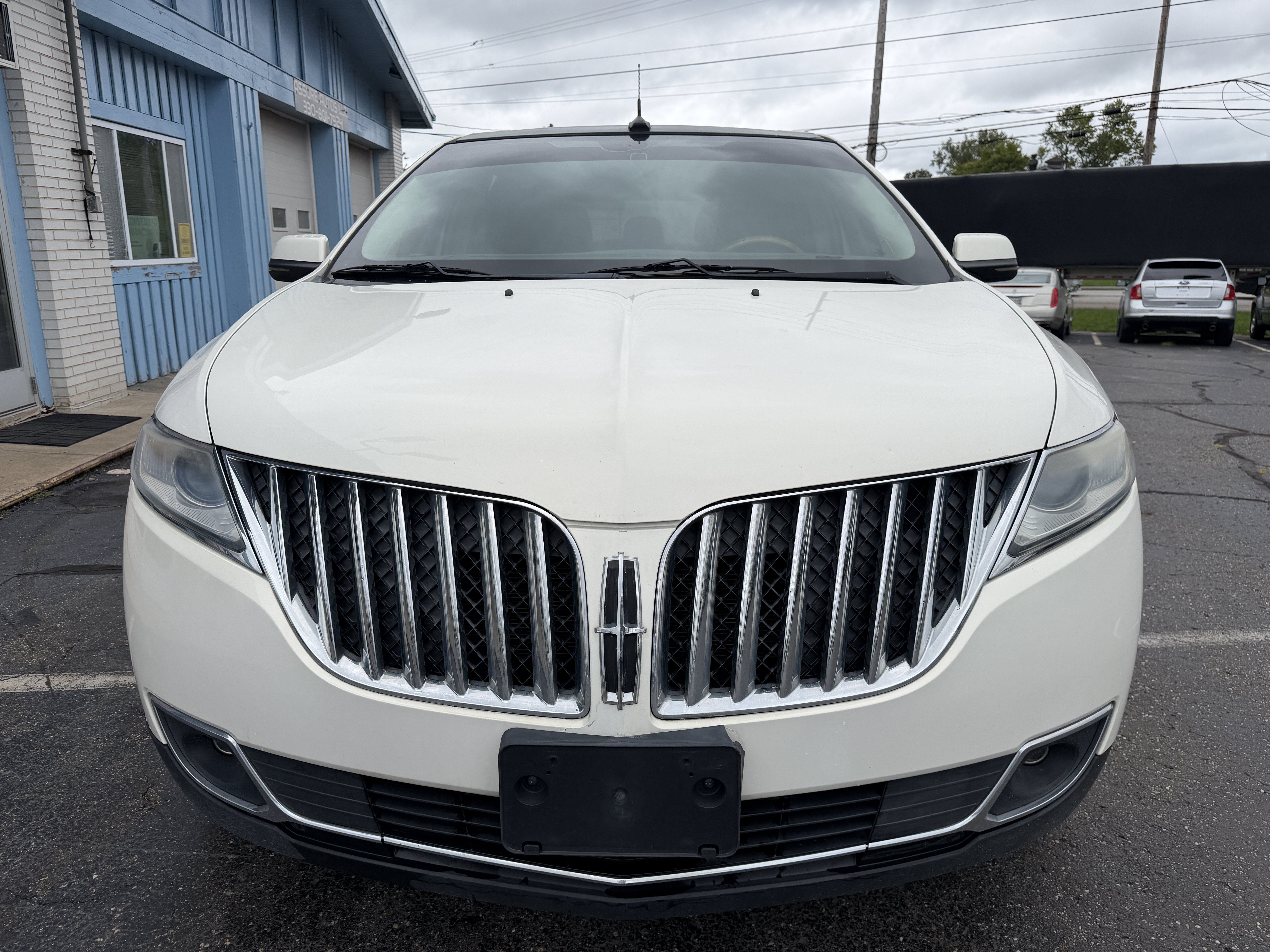 Used 2012 Lincoln MKX AWD image 8