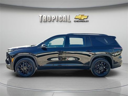 New 2026 Chevrolet Traverse LT w/ Midnight/Sport Edition image 2