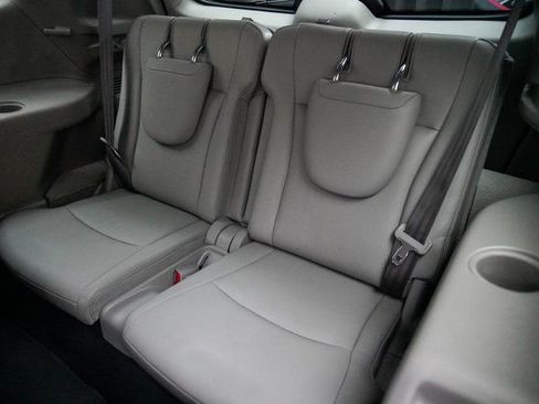 Used 2013 Toyota Highlander SE image 17