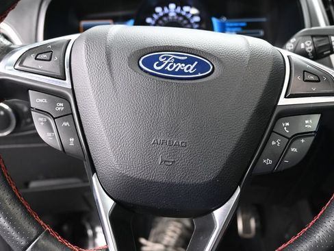 Used 2022 Ford Edge ST-Line AWD/4WD image 40