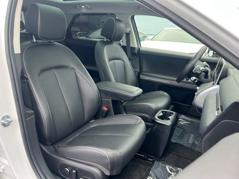 Used 2024 Hyundai Ioniq 5 Limited image 36