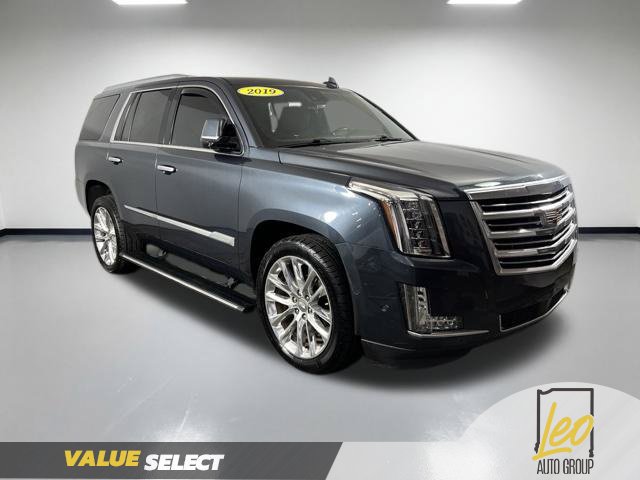Used 2019 Cadillac Escalade Platinum AWD/4WD image 2