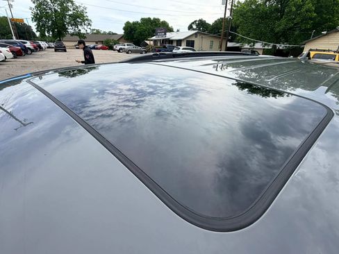 Used 2023 Dodge Durango SRT AWD/4WD image 4