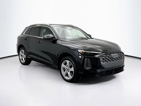 Used 2025 Audi Q5 Premium Plus w/ Premium Plus AWD/4WD image 4