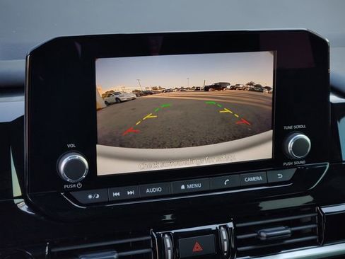 New 2025 Nissan Pathfinder SV image 13