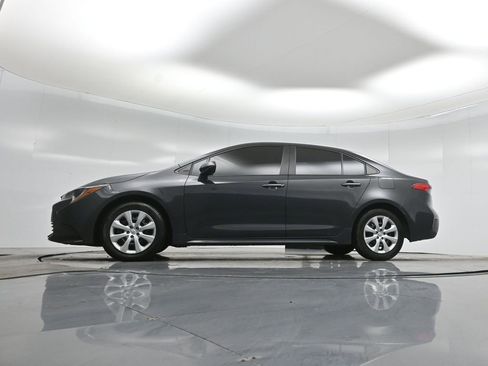 Used 2024 Toyota Corolla LE image 51