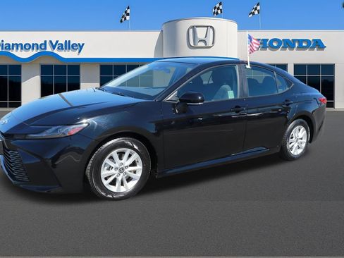 Used 2025 Toyota Camry LE w/ Convenience Package FWD image 3