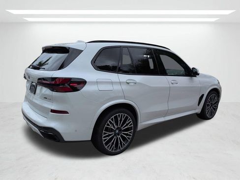 New 2026 BMW X5 xDrive40i w/ M Sport Package AWD/4WD image 4