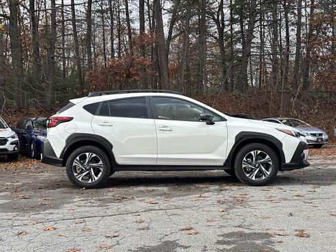 Used 2024 Subaru Crosstrek 2.0i Premium image 17