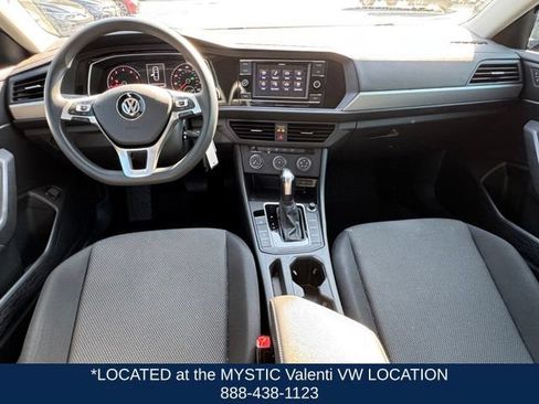 Certified 2021 Volkswagen Jetta FWD image 14