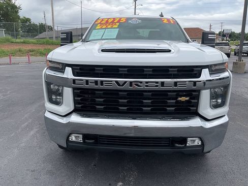 Used 2021 Chevrolet Silverado 2500 LT AWD/4WD image 8