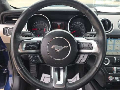 Used 2018 Ford Mustang Coupe w/ Equipment Group 101A RWD image 14