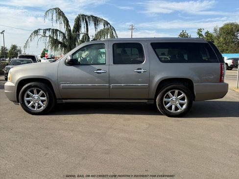 Used 2012 GMC Yukon XL Denali AWD/4WD image 4