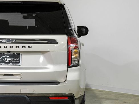 Used 2021 Chevrolet Suburban Z71 AWD/4WD image 44