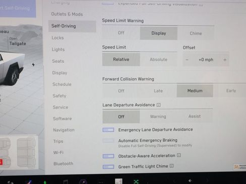 Used 2024 Tesla Cybertruck Cyberbeast AWD/4WD image 18
