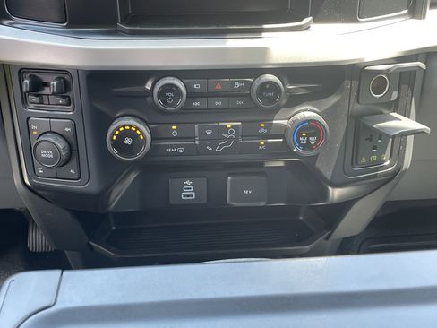 New 2025 Ford F350 XLT w/ 360-Degree Camera Package image 30