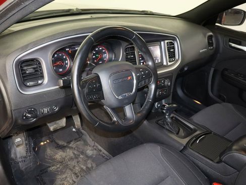 Used 2020 Dodge Charger SXT w/ Blacktop Package image 27