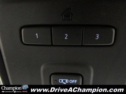 Used 2022 GMC Yukon Denali AWD/4WD image 45