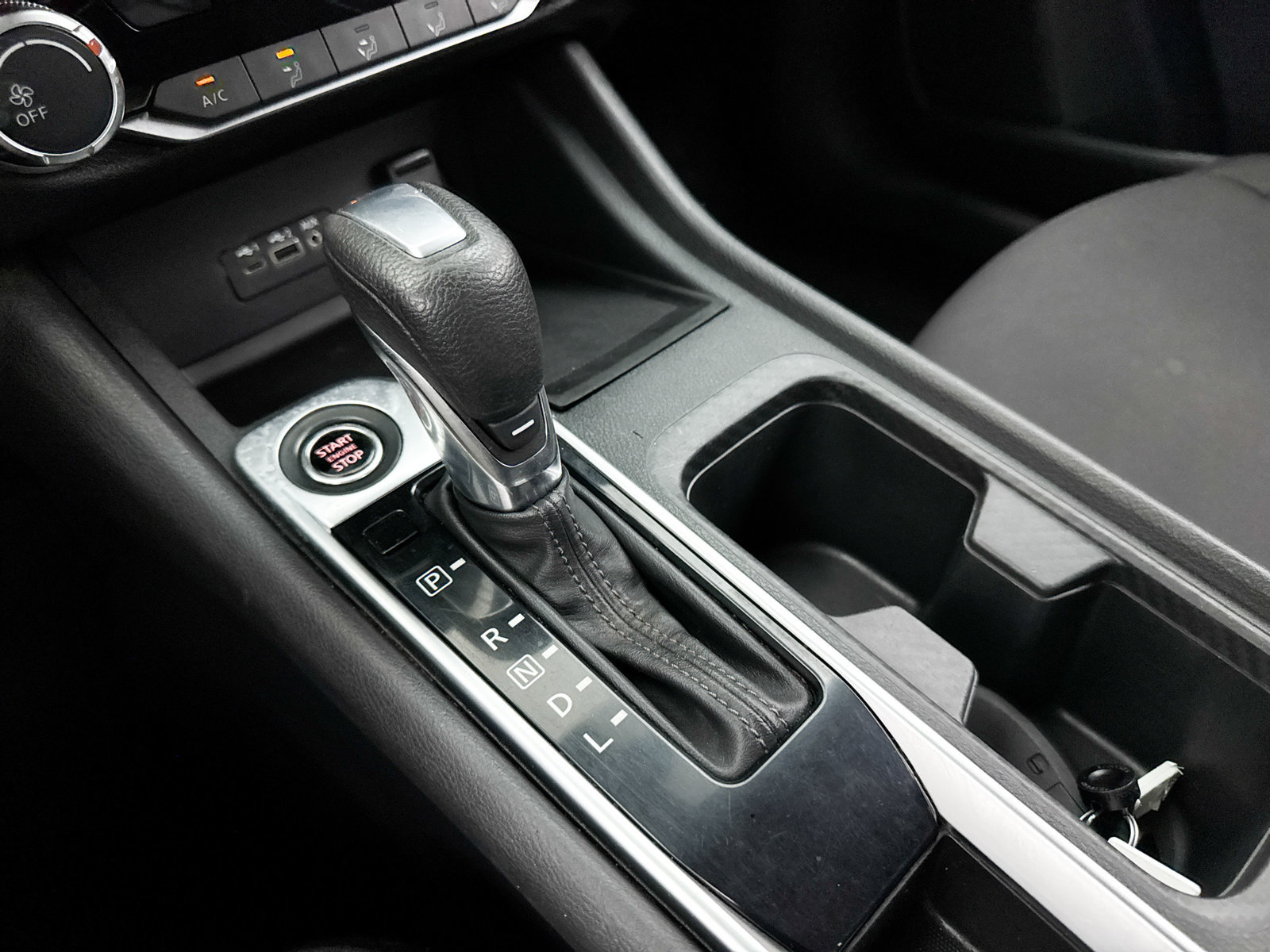 Used 2022 Nissan Sentra SV w/ Trunk Package FWD image 19