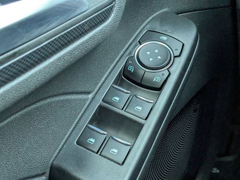 Used 2024 Ford Escape ST-Line image 21