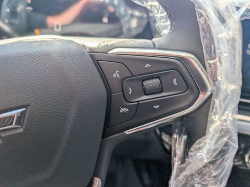 New 2026 Chevrolet Trax LT w/ Driver Confidence Package FWD image 18