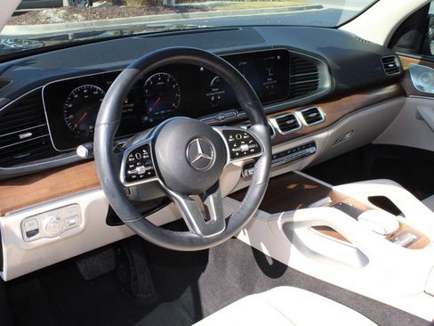 Certified 2023 Mercedes-Benz GLS 450 4MATIC image 4