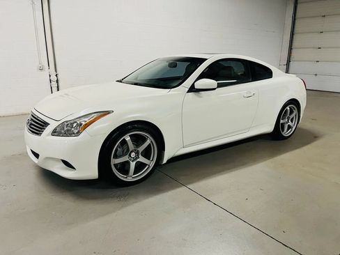 Used 2008 INFINITI G37 Journey w/ Premium Pkg RWD image 2
