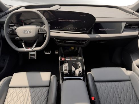 Certified 2025 Audi SQ6 e-tron Prestige w/ Black Edition One AWD/4WD image 19