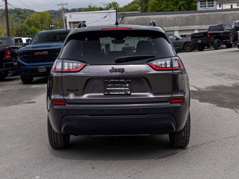 Used 2021 Jeep Cherokee Latitude Plus w/ Sun & Sound Group AWD/4WD image 5