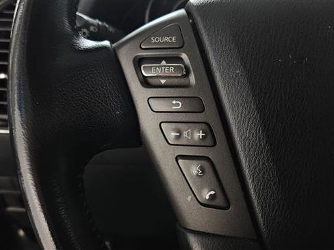 Used 2020 Nissan Armada SL image 11