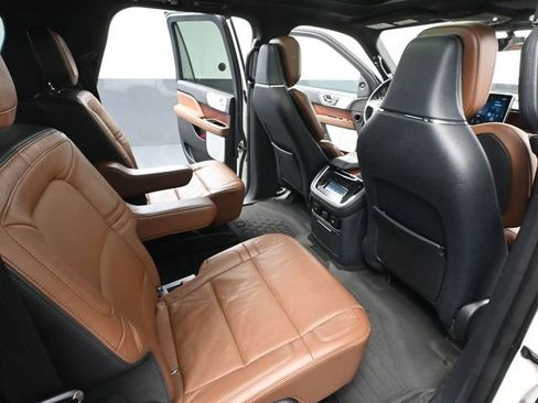 Used 2023 Lincoln Navigator L Reserve w/ Equipment Group 201A image 52