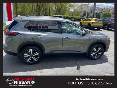 Certified 2024 Nissan Rogue SL w/ SL Premium Package AWD/4WD image 6