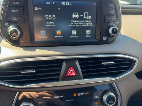 Used 2020 Hyundai Santa Fe SEL image 18