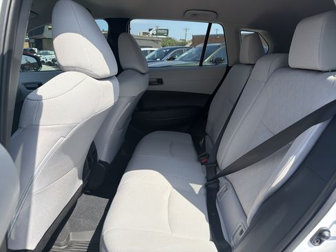 Used 2026 Toyota Corolla Cross LE FWD image 24