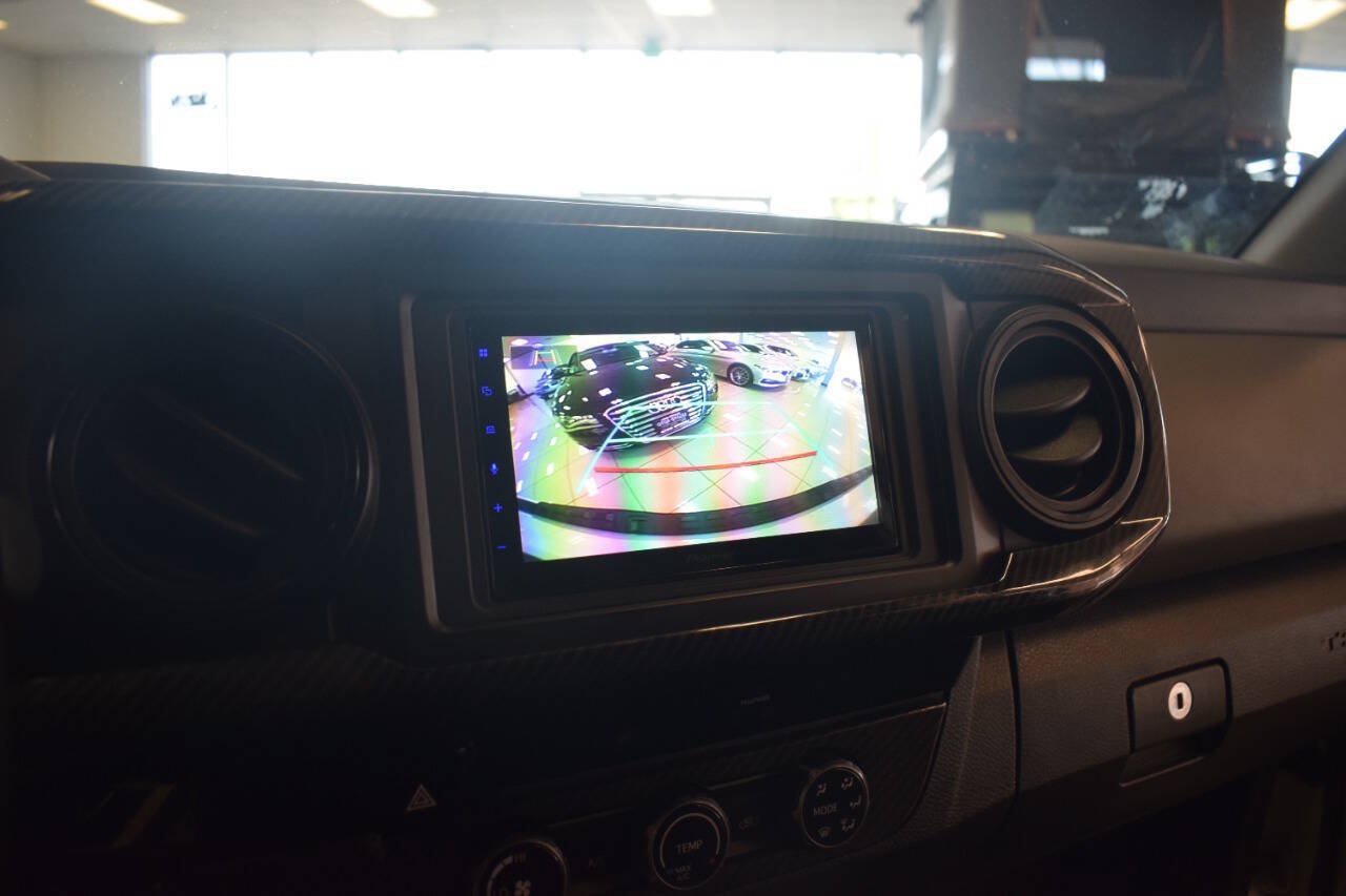 Used 2017 Toyota Tacoma SR5 RWD image 54