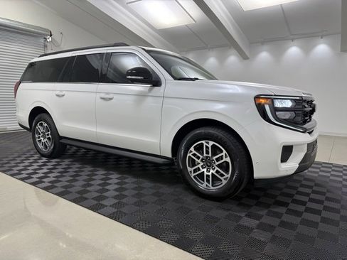 New 2025 Ford Expedition Max Active image 1