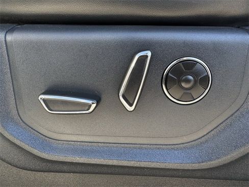 Used 2022 Ford F250 Platinum w/ Tremor Off-Road Package image 30