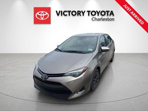 Used 2018 Toyota Corolla LE FWD image 1