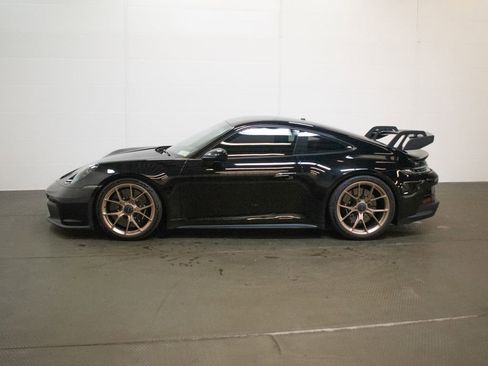 Certified 2022 Porsche 911 GT3 RWD image 2