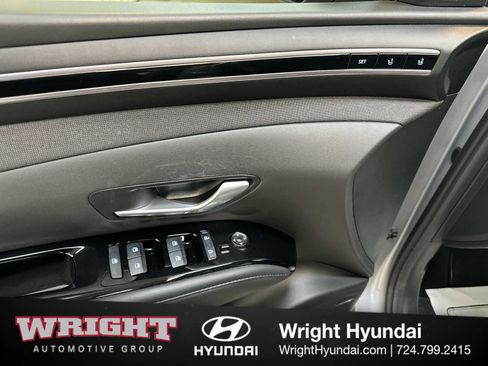 Used 2023 Hyundai Tucson Limited AWD/4WD image 10