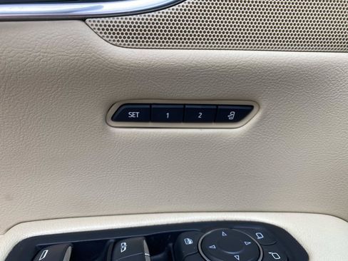 Used 2019 Cadillac XT5 Luxury AWD/4WD image 19