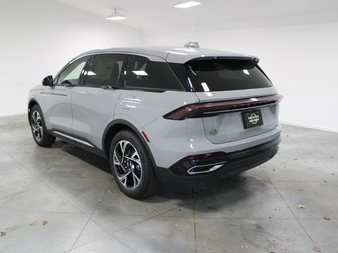 New 2026 Lincoln Nautilus Premier image 6