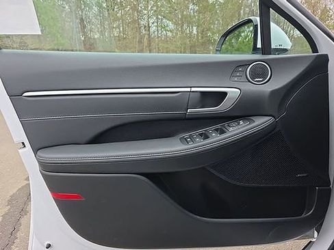 New 2026 Hyundai Sonata Limited image 40