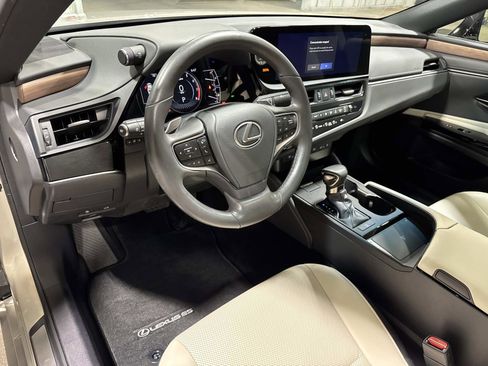 Certified 2023 Lexus ES 350 w/ Premium Package image 21