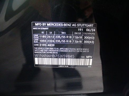 Used 2025 Mercedes-Benz GLA 250 4MATIC image 24