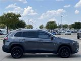 Used 2019 Jeep Cherokee Limited image 3